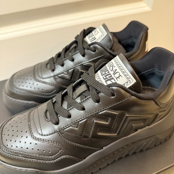 Versace Shoes Men's Size 39.5 Womens 9 Greca Calf Leather Odyssey Sneakers NWB - Picture 10 of 15